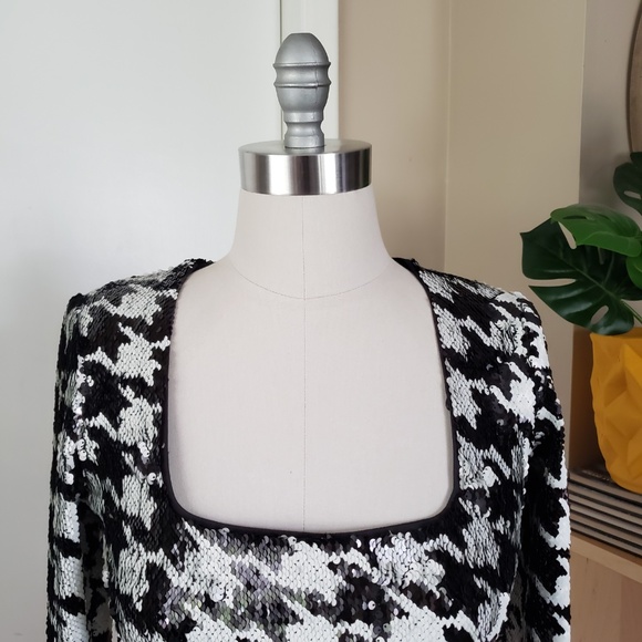 Stylish Sequins Crop Top Size Small - Picture 11 of 14